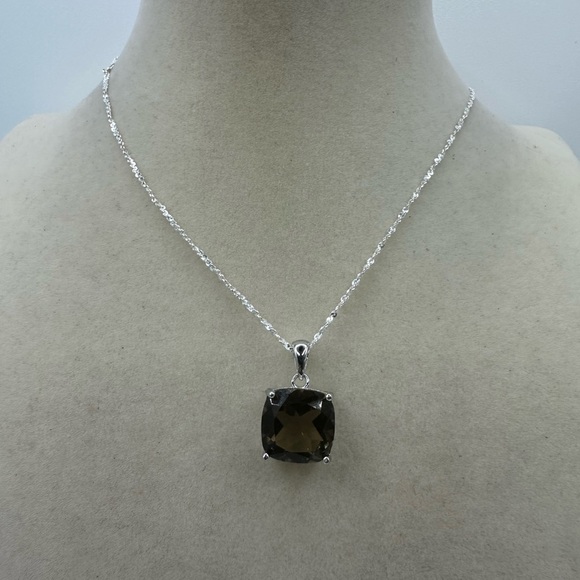 Faceted Square Smoky Quartz Pendant on Silver Chain - Picture 3 of 11